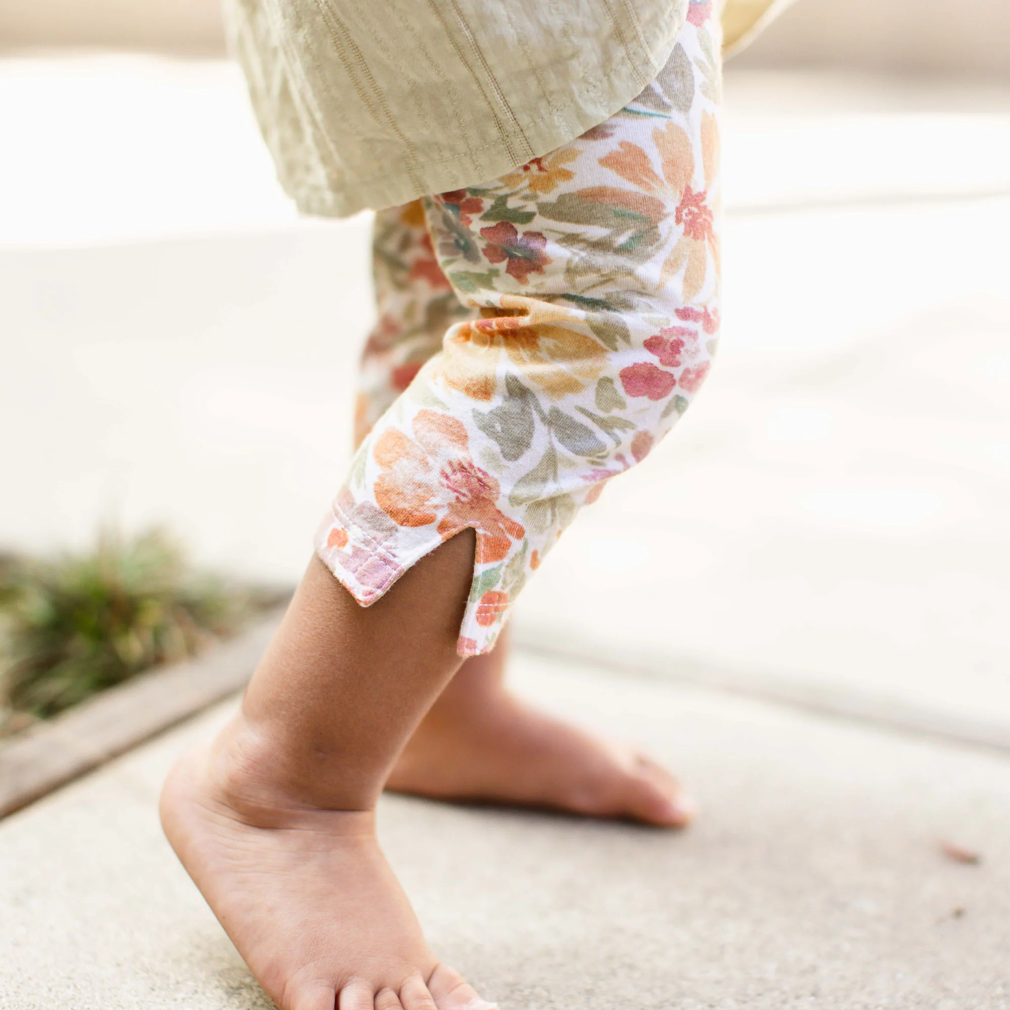 Bloom & Blossoms Tunic & Pants Set - Image 5