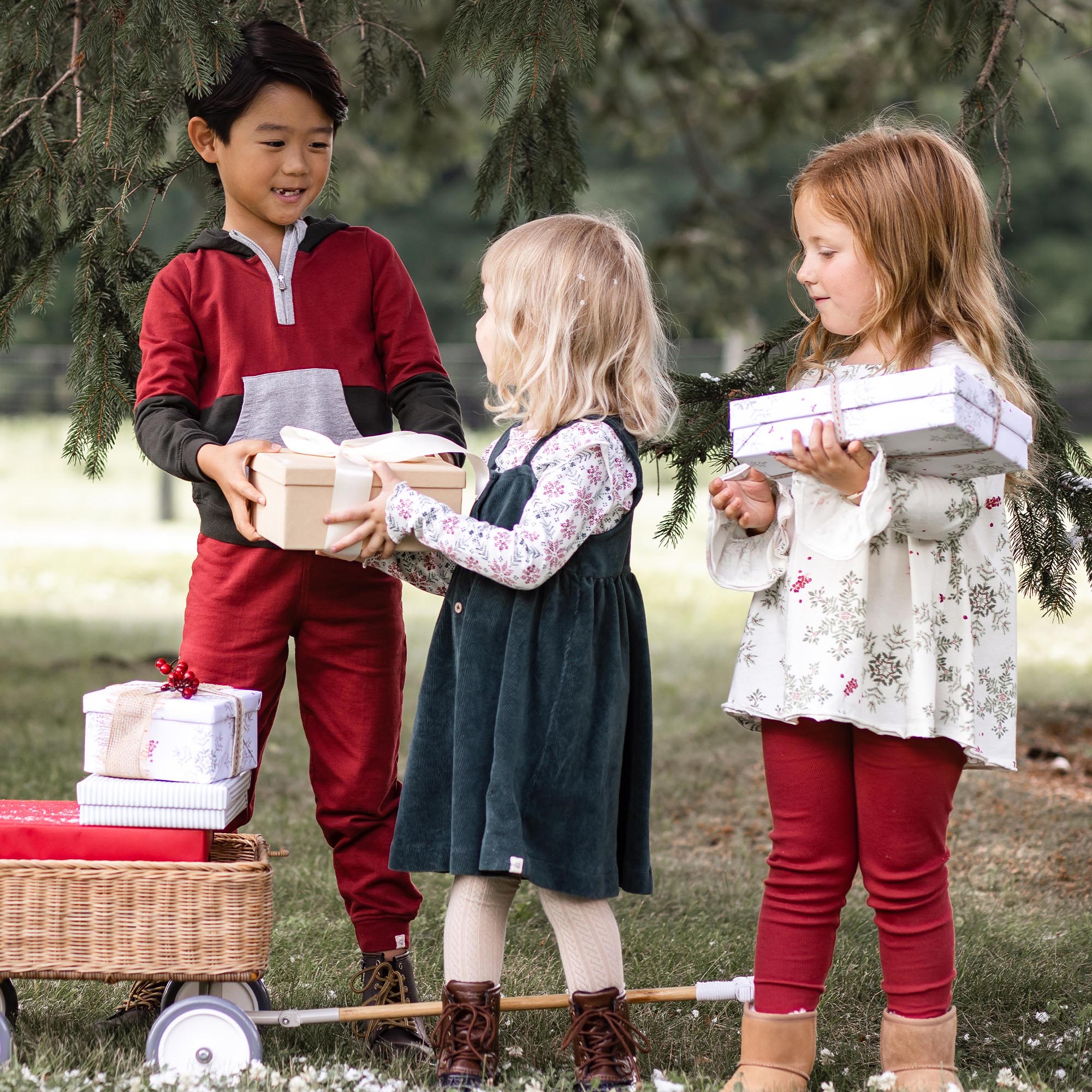 Holiday Snowflakes Organic Tunic & Pants Set - Image 11