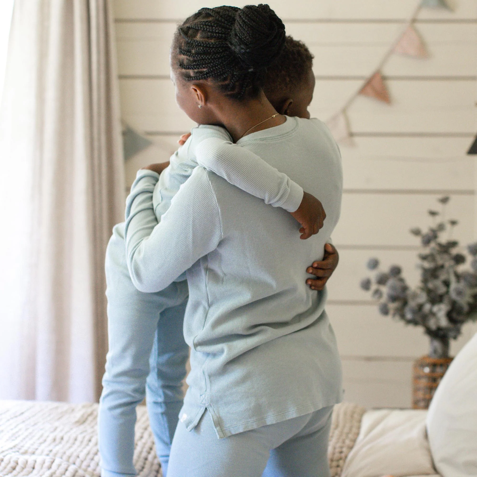 Honeysoft™ Mommy & Me Matching Thermal Lyocell Sleeper - Mountain Blue - Image 7