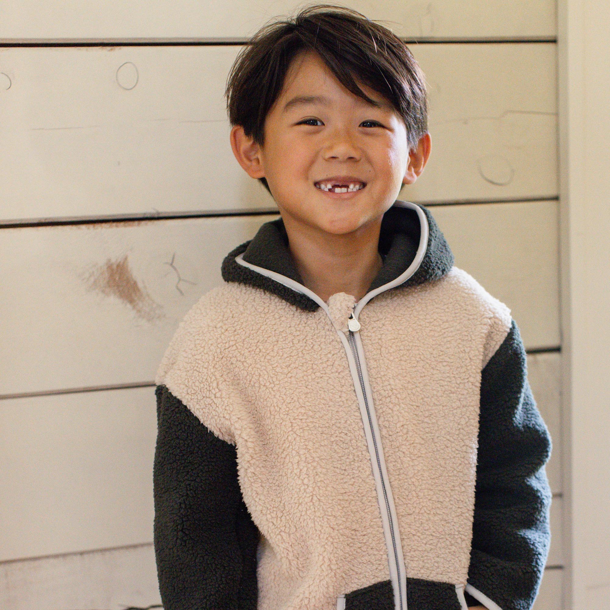 RepreveĀ® Sherpa Zip Front Jacket - Delicate Doe - Image 2